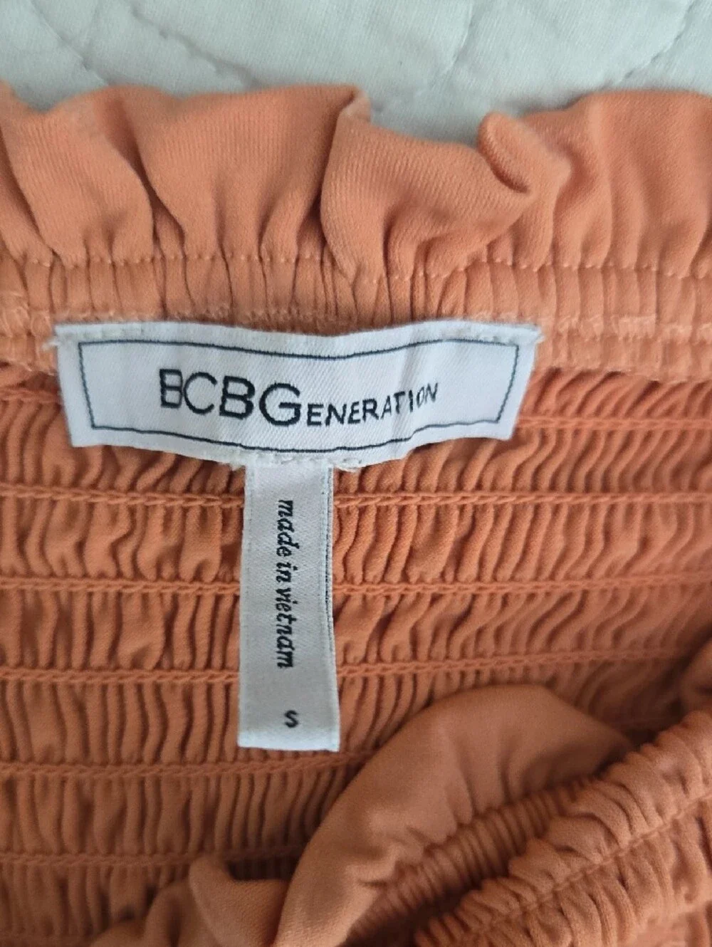BCBGeneration Rust Orange Smocked Ruffle Crop Top - Picture 3 of 4